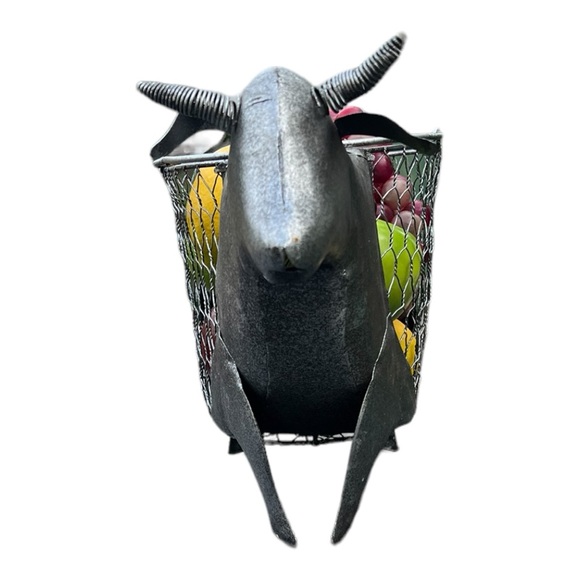 Farmhouse Rustic Meral/Wire Bull With Handle Home Decor - Picture 5 of 5